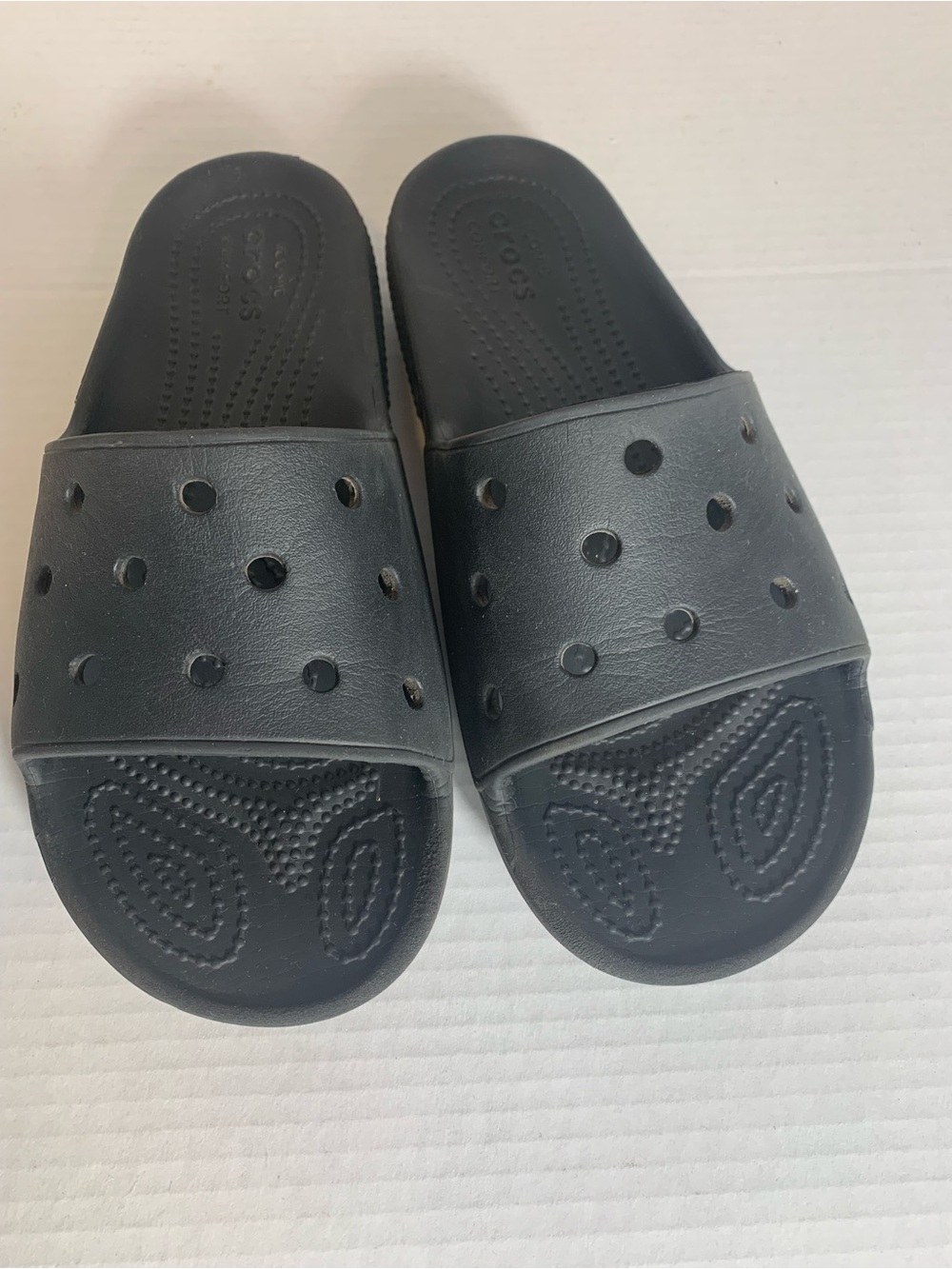 CROCS Black Ventilated Slide Sandals